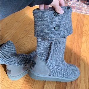 Grey Knit Ugg Boots size 8 ✨